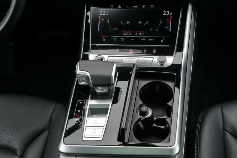 Audi Q8 din 2025 cu 27.541 km - oferta AUD185567 - foto 7