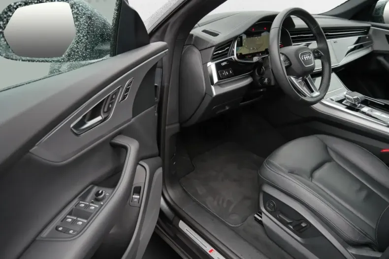 Audi Q8 din 2025 cu 27.541 km - oferta AUD185567 - foto 12