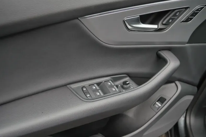 Audi Q8 din 2025 cu 27.541 km - oferta AUD185567 - foto 19