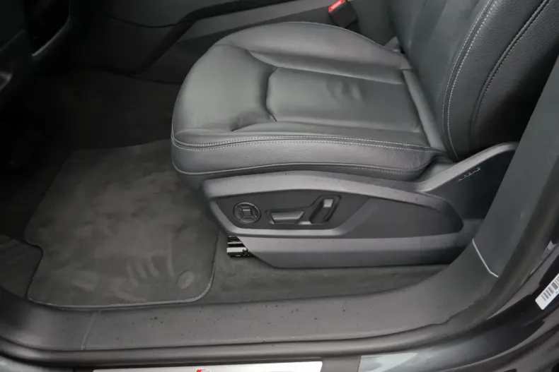 Audi Q8 din 2025 cu 27.541 km - oferta AUD185567 - foto 20