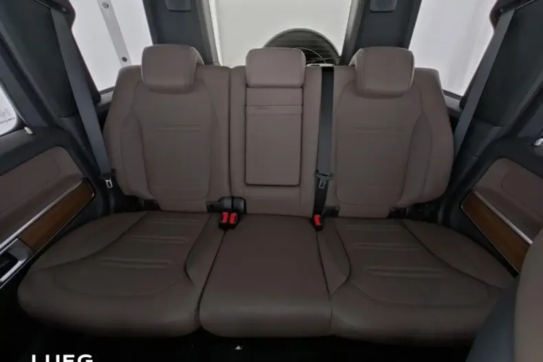 Mercedes-Benz G 450 (Clasa G) din 2025 cu 13.851 km - oferta MER185568 - foto 6