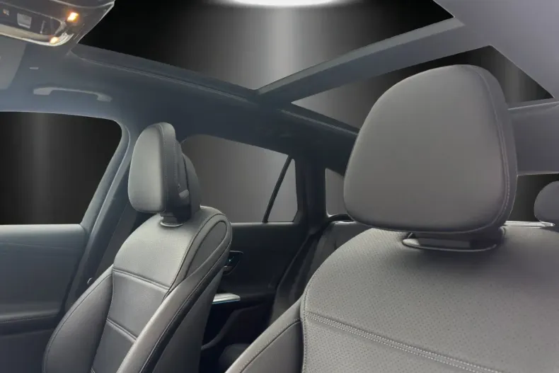 Mercedes-Benz GLC 300 (Clasa GLC) din 2023 cu 13.733 km - oferta MER185574 - foto 14