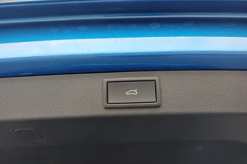 Skoda Karoq din 2024 cu 18.191 km - oferta SKO185583 - foto 35