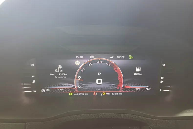 Skoda Karoq din 2024 cu 18.191 km - oferta SKO185583 - foto 39