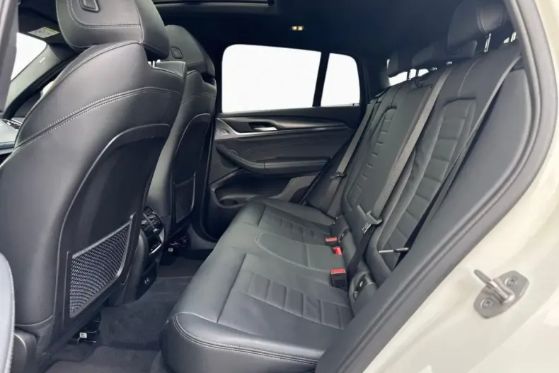 BMW X4 (Seria X) din 2021 cu 73.552 km - oferta BMW185591 - foto 11