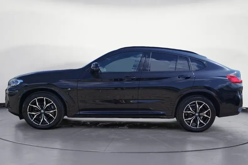 BMW X4 (Seria X) din 2024 cu 22.954 km - oferta BMW185592 - foto 2