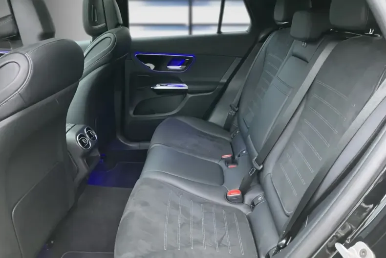 Mercedes-Benz GLC 220 (Clasa GLC) din 2024 cu 18.182 km - oferta MER185605 - foto 10