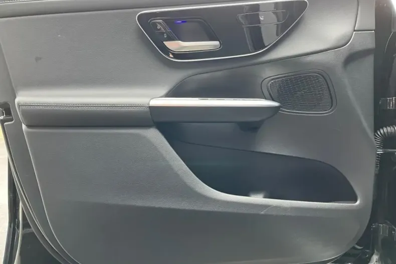 Mercedes-Benz GLC 220 (Clasa GLC) din 2024 cu 48.800 km - oferta MER185607 - foto 5