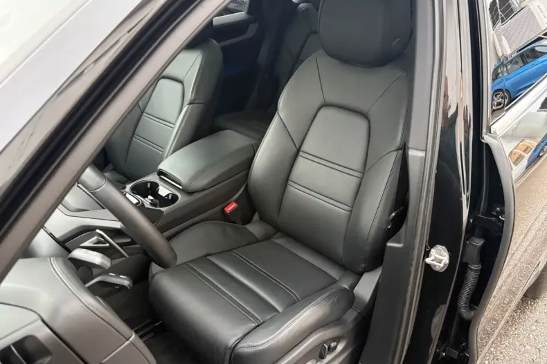 Porsche Cayenne din 2023 cu 15.500 km - oferta POR185609 - foto 9