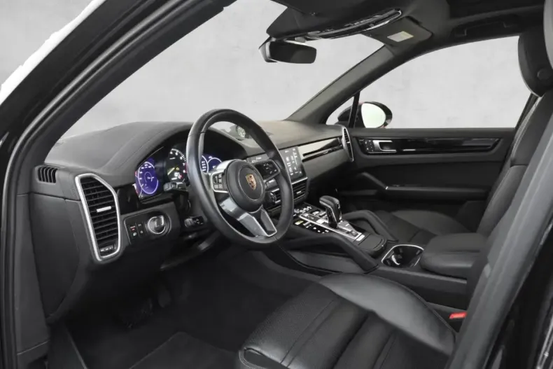 Porsche Cayenne din 2022 cu 28.743 km - oferta POR185613 - foto 8