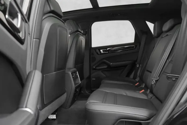 Porsche Cayenne din 2022 cu 28.743 km - oferta POR185613 - foto 13