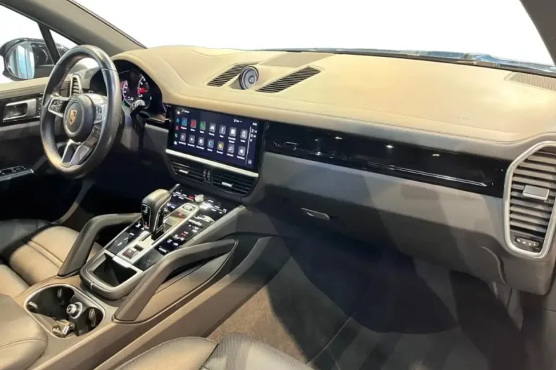 Porsche Cayenne din 2022 cu 63.843 km - oferta POR185614 - foto 4