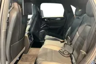 Porsche Cayenne din 2022 cu 63.843 km - oferta POR185614 - foto 8