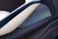 Aston Martin DBX din 2025 cu 9.800 km - oferta AST185615 - foto 13