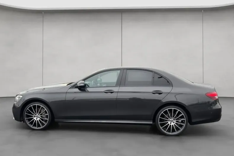 Mercedes-Benz E 300 (Clasa E) din 2022 cu 74.622 km - oferta MER185616 - foto 2