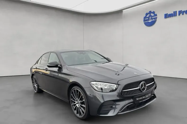 Mercedes-Benz E 300 (Clasa E) din 2022 cu 74.622 km - oferta MER185616 - foto 8