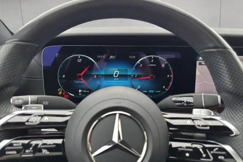 Mercedes-Benz E 300 (Clasa E) din 2022 cu 74.622 km - oferta MER185616 - foto 12