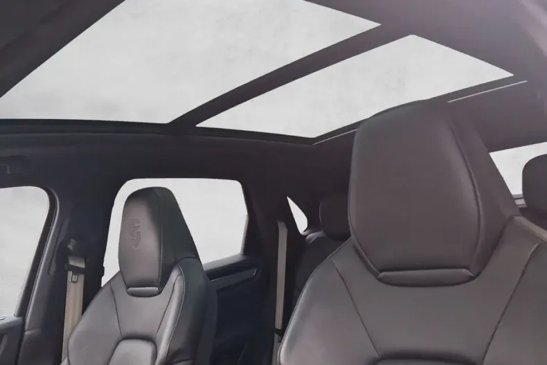 Porsche Cayenne din 2022 cu 96.952 km - oferta POR185617 - foto 20