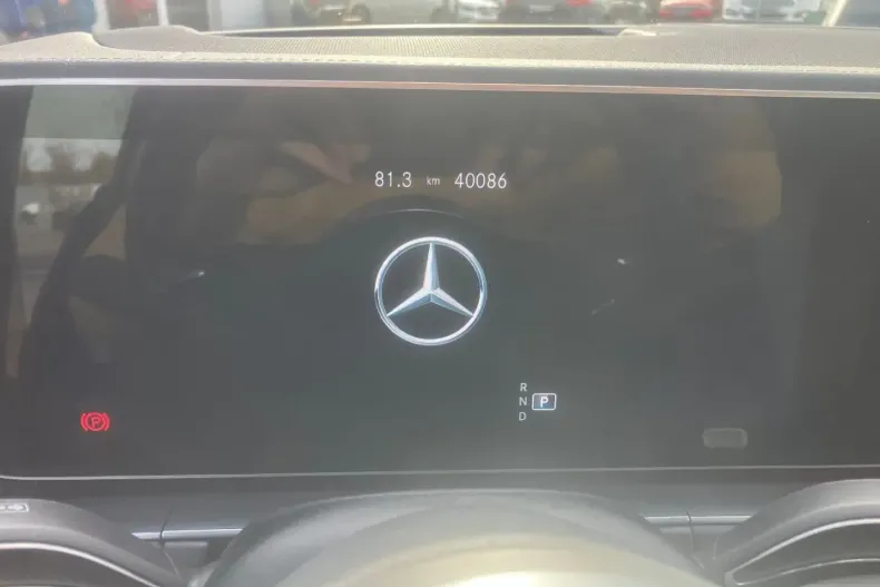 Mercedes-Benz GLE 400 (Clasa GLE) din 2024 cu 39.985 km - oferta MER185622 - foto 19