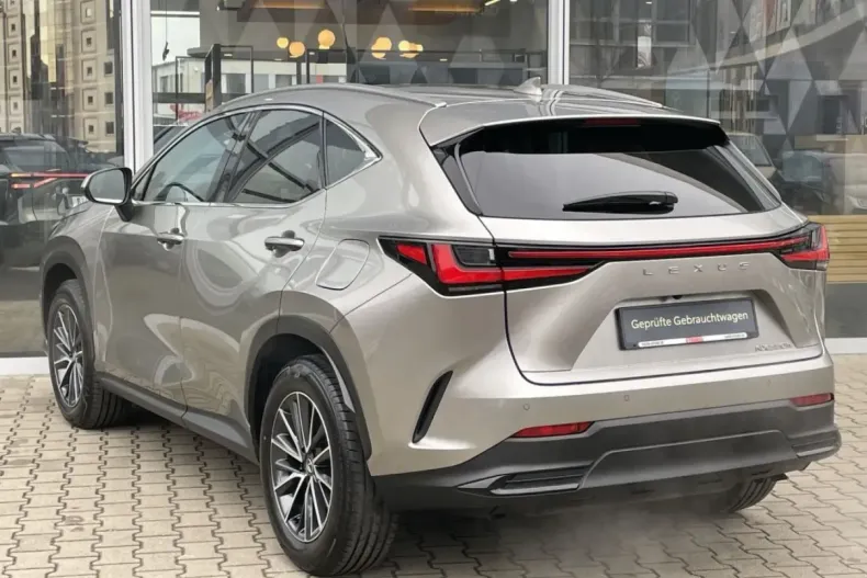 Lexus NX 350h din 2025 cu 5.013 km - oferta LEX185625 - foto 5
