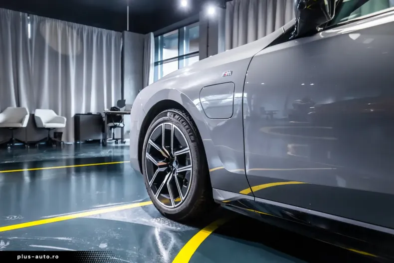 BMW 750 (Seria 7) din 2023 cu 84.800 km - oferta BMW185627 - foto 37