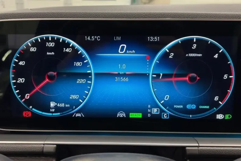 Mercedes-Benz GLE 300 (Clasa GLE) din 2024 cu 31.564 km - oferta MER185632 - foto 11