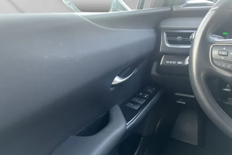 Lexus UX din 2023 cu 16.301 km - oferta LEX185633 - foto 12