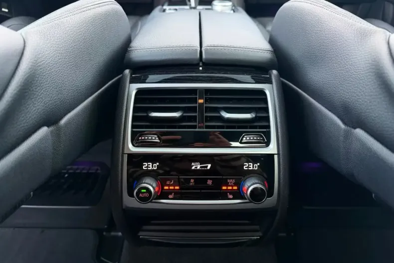 BMW 740 (Seria 7) din 2022 cu 59.500 km - oferta BMW185638 - foto 30