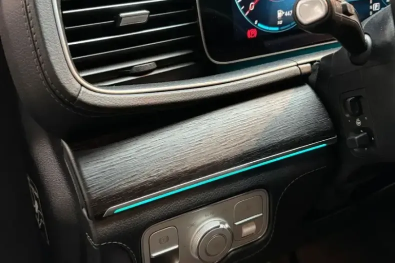 Mercedes-Benz GLE 300 (Clasa GLE) din 2024 cu 79.485 km - oferta MER185642 - foto 7