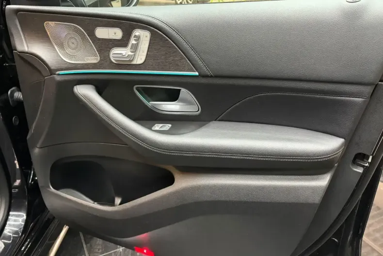 Mercedes-Benz GLE 300 (Clasa GLE) din 2024 cu 79.485 km - oferta MER185642 - foto 11