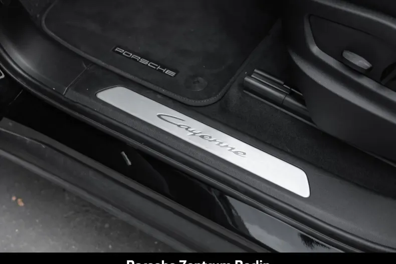 Porsche Cayenne din 2024 cu 22.488 km - oferta POR185652 - foto 22