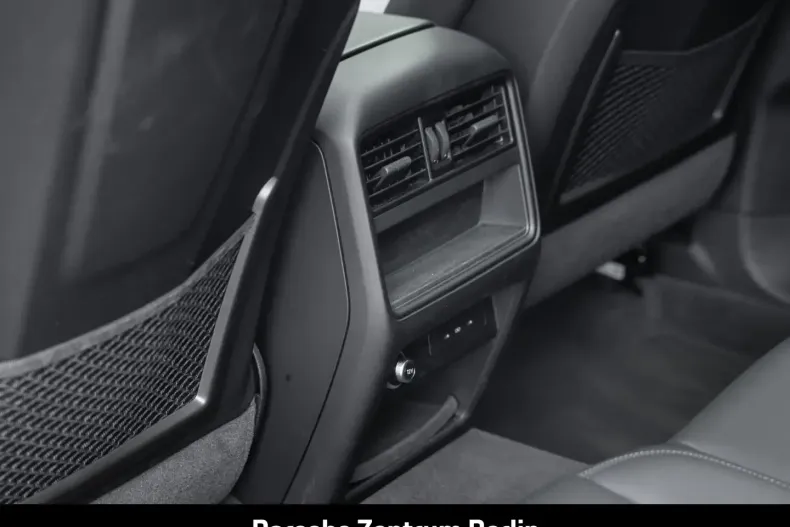 Porsche Cayenne din 2024 cu 22.488 km - oferta POR185652 - foto 26