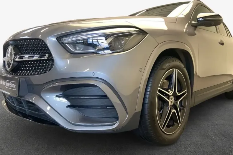 Mercedes-Benz GLA 180 (Clasa GLA) din 2024 cu 8.276 km - oferta MER185655 - foto 5
