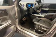 Mercedes-Benz GLA 180 (Clasa GLA) din 2024 cu 8.276 km - oferta MER185655 - foto 8