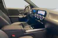 Mercedes-Benz GLA 180 (Clasa GLA) din 2024 cu 8.276 km - oferta MER185655 - foto 11