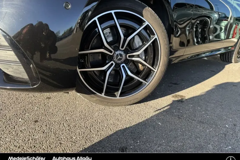 Mercedes-Benz E 300 (Clasa E) din 2021 cu 58.630 km - oferta MER185656 - foto 2