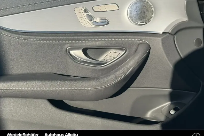 Mercedes-Benz E 300 (Clasa E) din 2021 cu 58.630 km - oferta MER185656 - foto 9