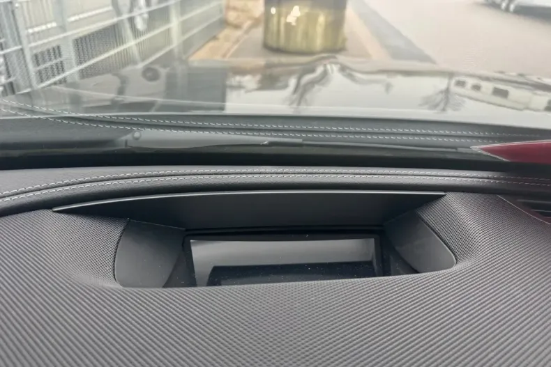 Mercedes-Benz E 300 (Clasa E) din 2022 cu 99.890 km - oferta MER185657 - foto 13