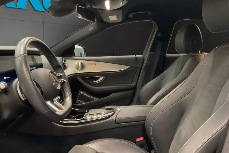 Mercedes-Benz E 300 (Clasa E) din 2021 cu 31.395 km - oferta MER185658 - foto 5