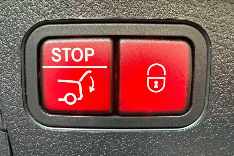 Mercedes-Benz GLE 63 AMG (Clasa GLE) din 2023 cu 74.550 km - oferta MER185666 - foto 14