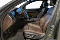 BMW 745 (Seria 7) din 2022 cu 28.369 km - oferta BMW185668 - foto 8