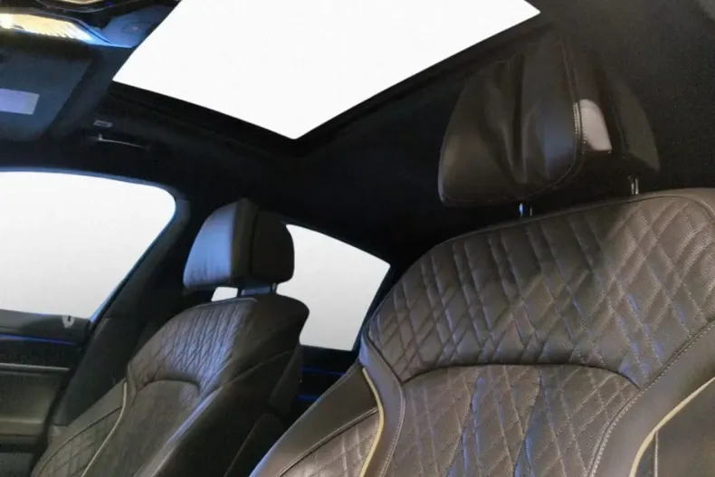 BMW 745 (Seria 7) din 2022 cu 28.369 km - oferta BMW185668 - foto 10