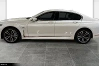 BMW 745 (Seria 7) din 2022 cu 50.500 km - oferta BMW185669 - foto 4