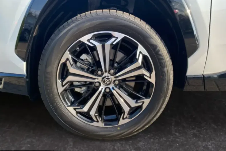 Toyota RAV4 din 2026 cu 15 km - oferta TOY185673 - foto 8