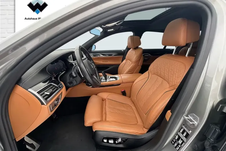 BMW 730 (Seria 7) din 2021 cu 78.468 km - oferta BMW185676 - foto 11