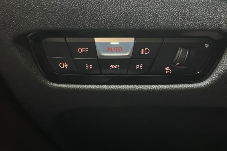 BMW M440 (Modele M) din 2025 cu 25.900 km - oferta BMW185691 - foto 17