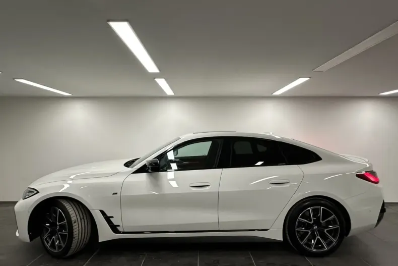 BMW M440 (Modele M) din 2023 cu 22.608 km - oferta BMW185692 - foto 2