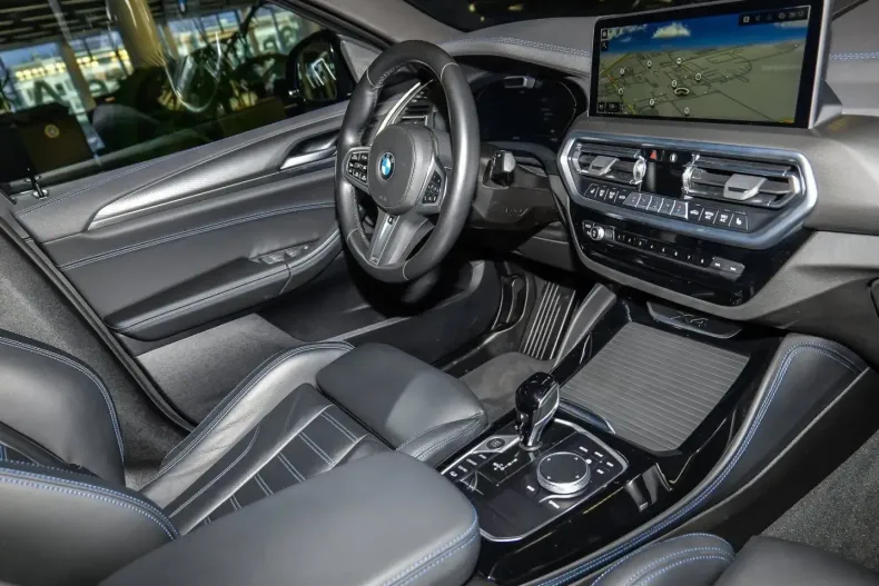 BMW X4 (Seria X) din 2024 cu 18.911 km - oferta BMW185697 - foto 6