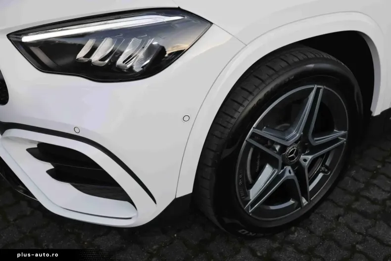 Mercedes-Benz GLA 180 (Clasa GLA) din 2024 cu 12.830 km - oferta MER185700 - foto 3