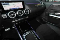 Mercedes-Benz GLA 180 (Clasa GLA) din 2024 cu 12.830 km - oferta MER185700 - foto 10